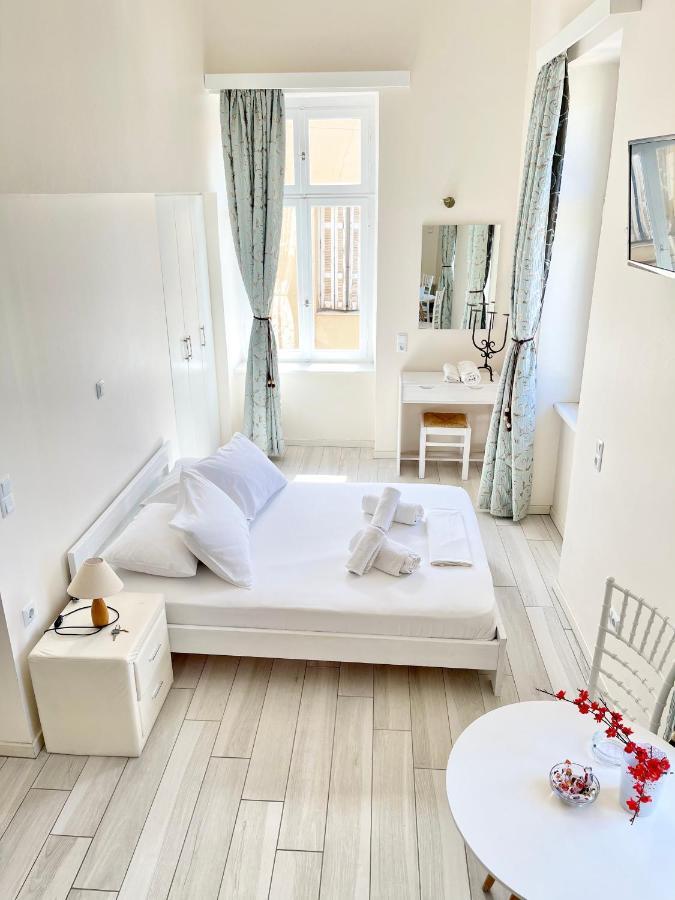 Xenias Rooms Apartments Короні Екстер'єр фото